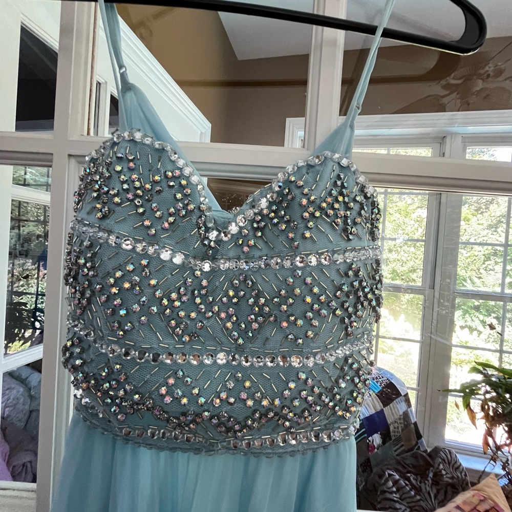 Maxi dress beautiful like new, light blue with rainstones embellished size 1